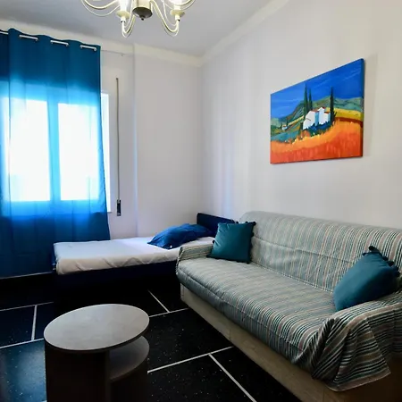 H2ome Molo, Posizione Area Porto Antico