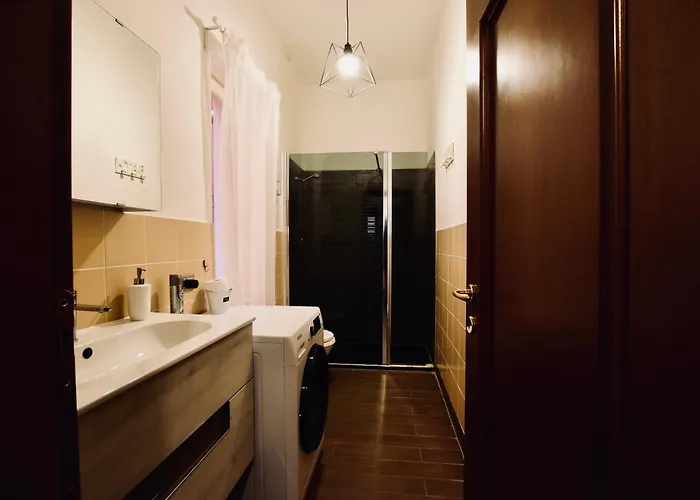 H2ome Molo, Posizione Area Porto Antico *